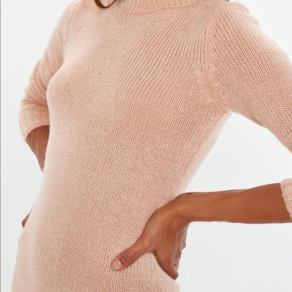 ✨ Missguided
Women's Natural Nude Fluffy High Neck Jumper Dress✨ - Picture 3 of 5